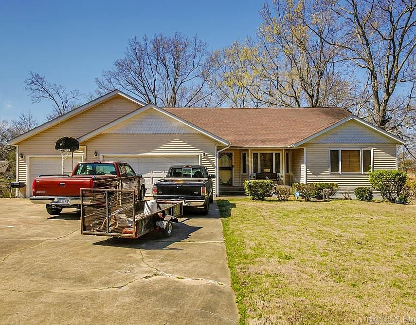 1st image of 1786 Sutherland Dr