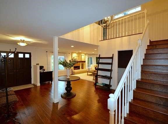4th image of 2854 E Sierra Dr