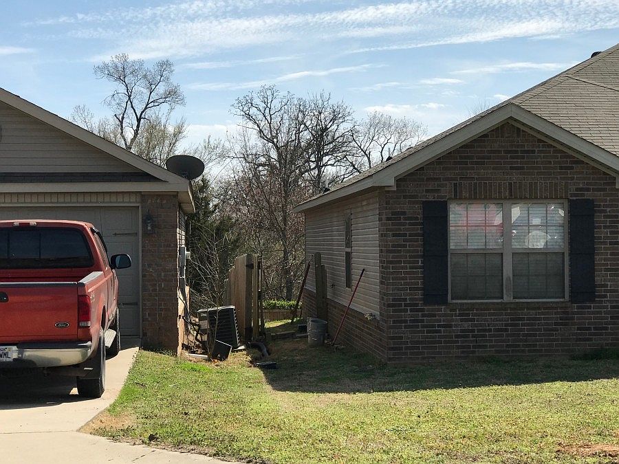 2415 Crestview Ln, Barling, AR 72923 Zillow