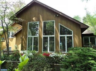 134 Rocktown Lamb Rd, Lambertville, NJ 08530