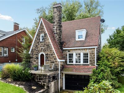 129 W Brentridge Ave, Pittsburgh, PA, 15227