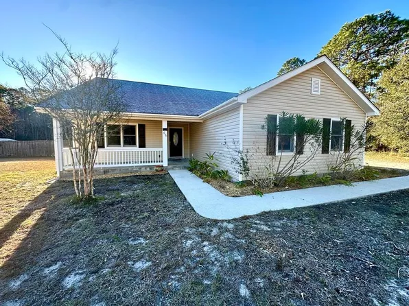 66 Hathcock Rd, Apalachicola, FL 32320