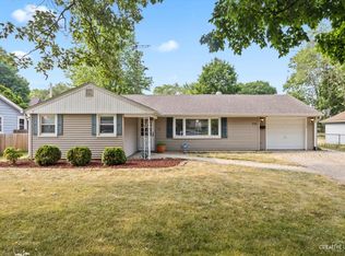 330 Florida Ave, Aurora, IL 60506