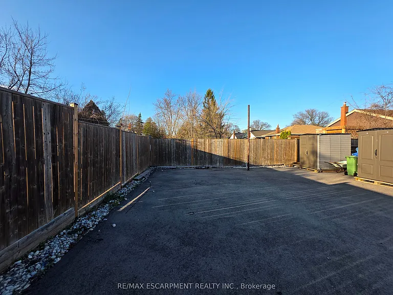 62 Richwill Rd #UPPER — Photo 21