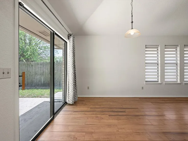 1116 Earl A Rodkey Dr — Photo 5