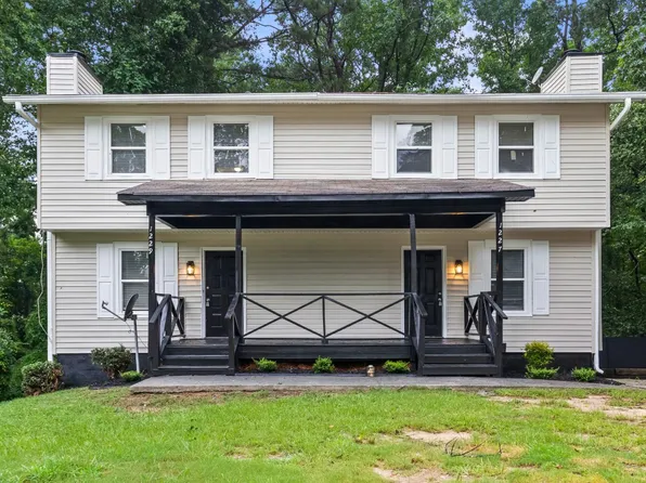 1229 Creek Forest Ct NW, Conyers, GA 30012