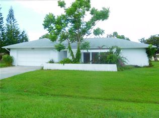 1323 Leawood Rd, Englewood, FL 34223