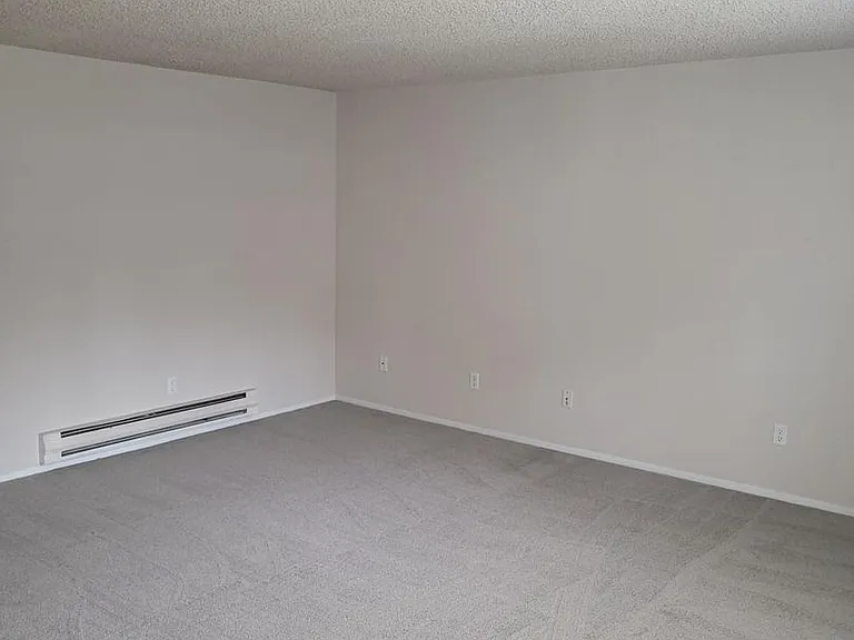 8309 Cirque Dr W #6 — Photo 7