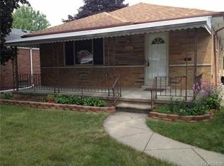 23046 Courtland Ave, Eastpointe, MI 48021
