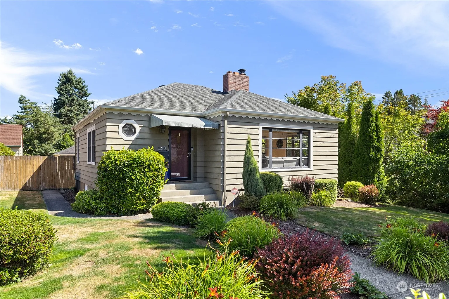 1210 7th Avenue SW photo 1