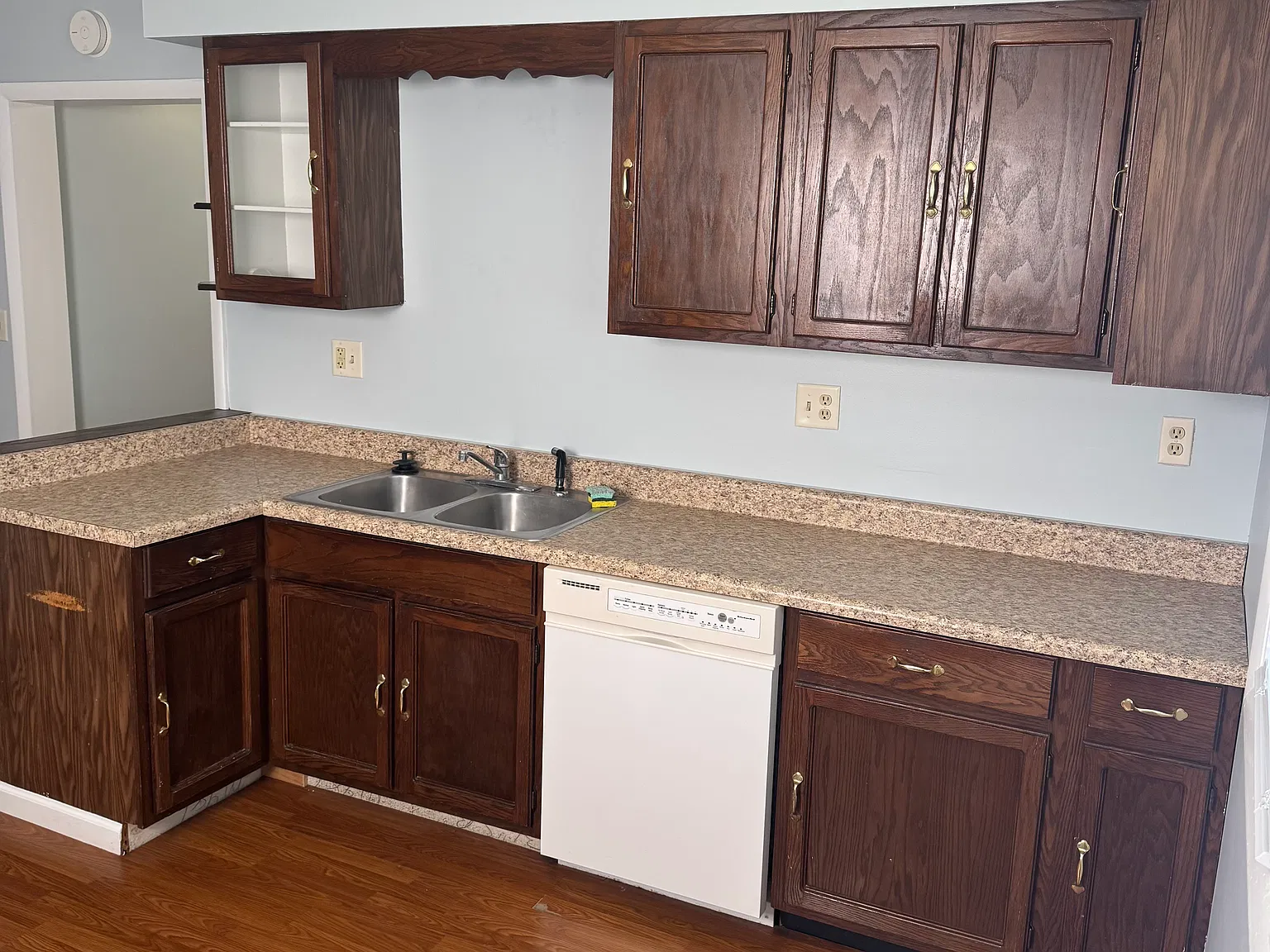 2 bed, 950 sqft, $1,150 — Photo 4