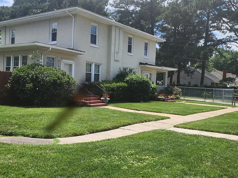 3701 Greenway Ct E — Photo 1
