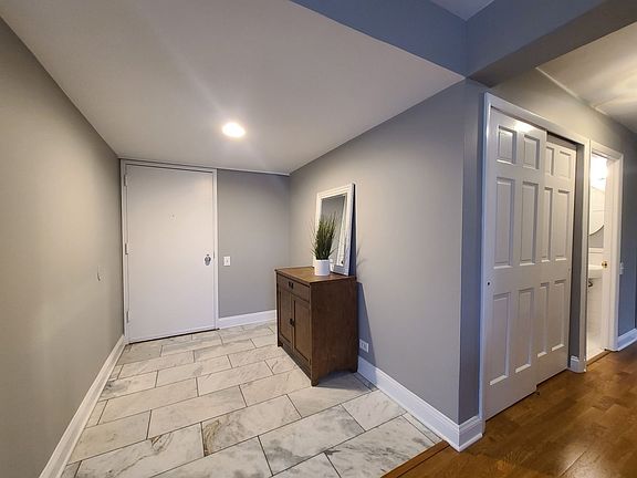 4th image of 1169 S Plymouth Ct APT 412