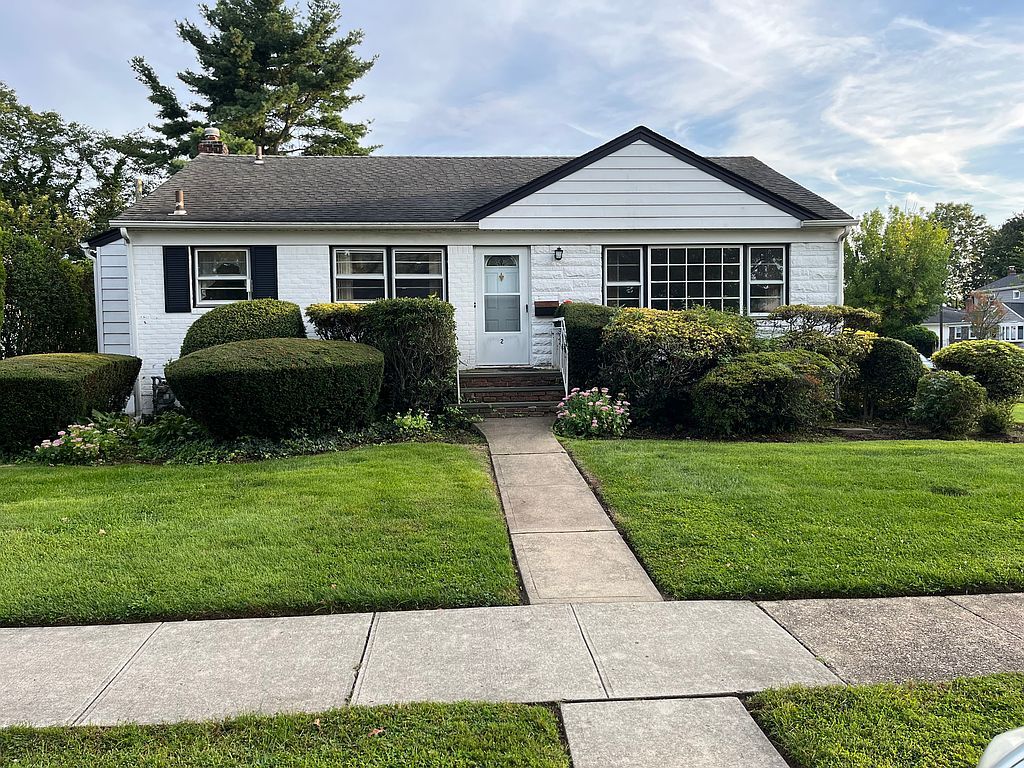 2 Melanie Ln - Property Image