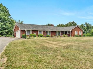 6472 Crowell Gap Rd, Roanoke, VA 24014