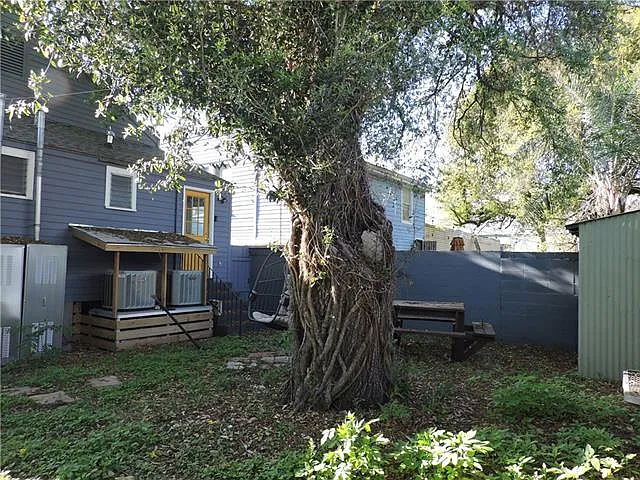 522 Verret St — Photo 8