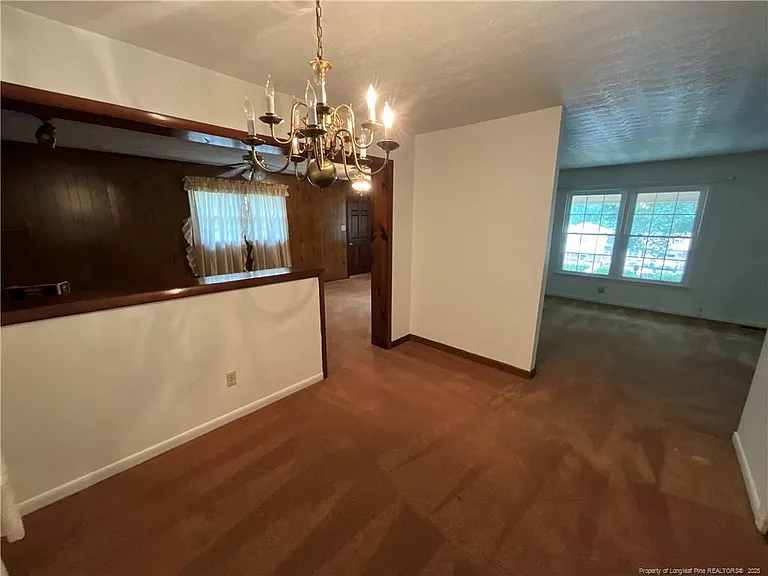 2235 Memory St — Photo 4