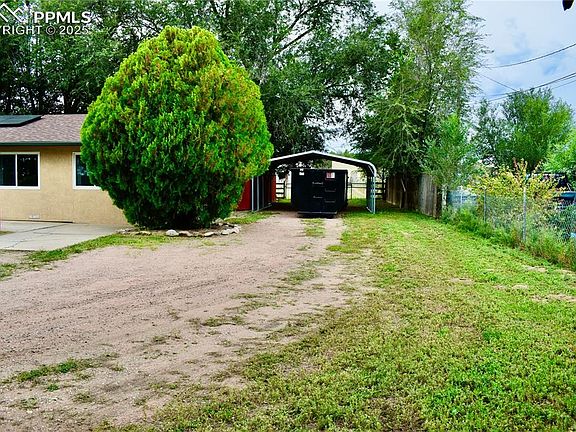 3rd image of 525 D St