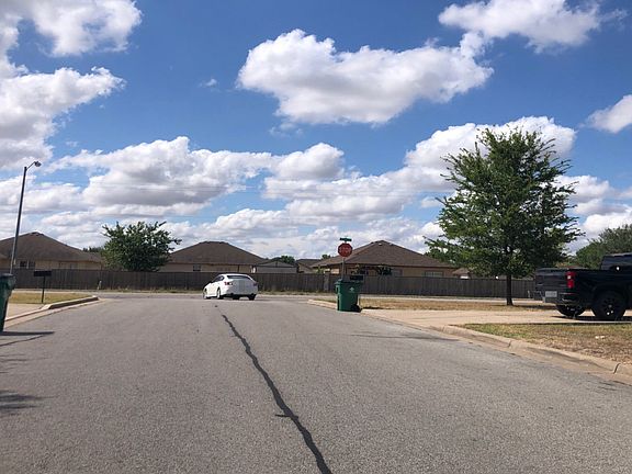 4th image of 2804 Don Hill Ln