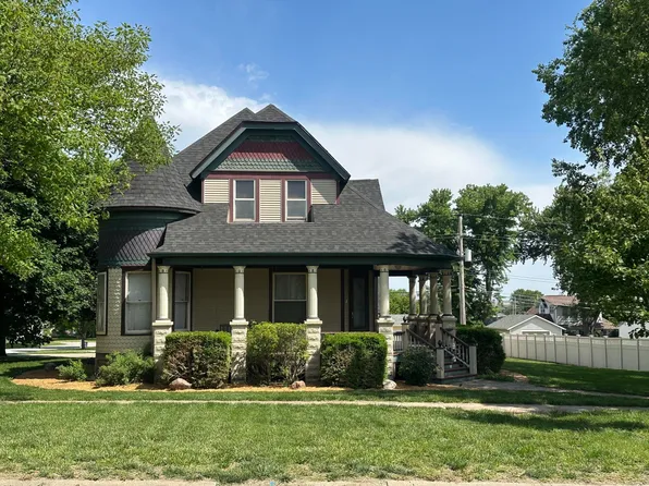 1120 14th St, Auburn, NE 68305