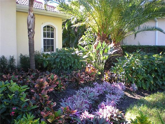 3rd image of 2889 Grazeland Dr