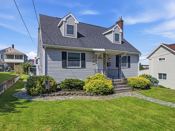 2nd image of 326 Olive Ave