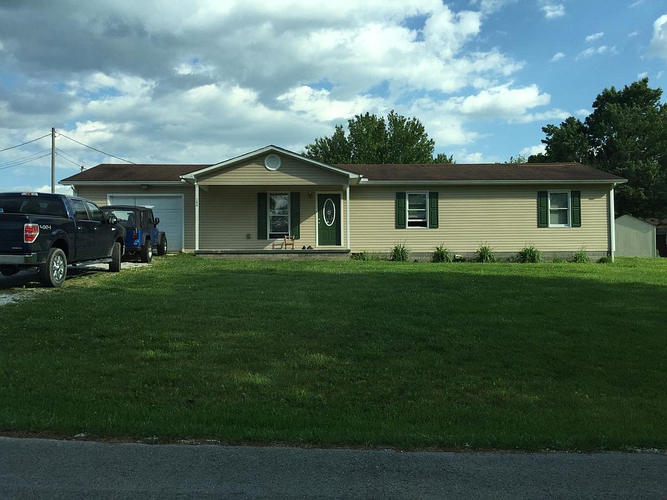 Front view. Photo will be updated showing the new roof soon.