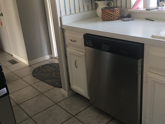 4th image of 13958 Stonehenge Dr