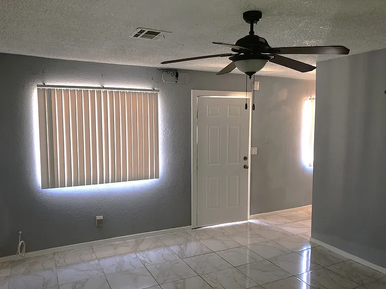 1341 Oahu St #B — Photo 4