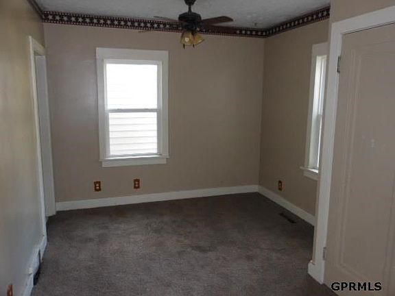 3rd image of 1122 N C St