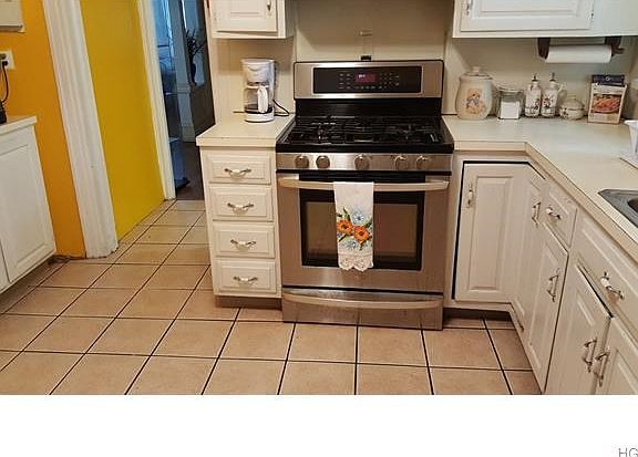 3rd image of 58 Dekalb Ave #1
