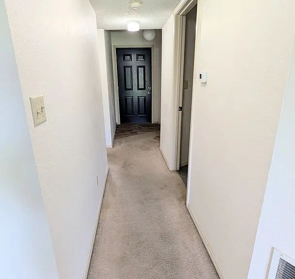 1704 E 24th Ave — Photo 15