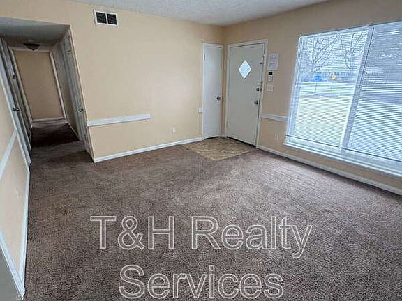 3rd image of 7305 E 50th St