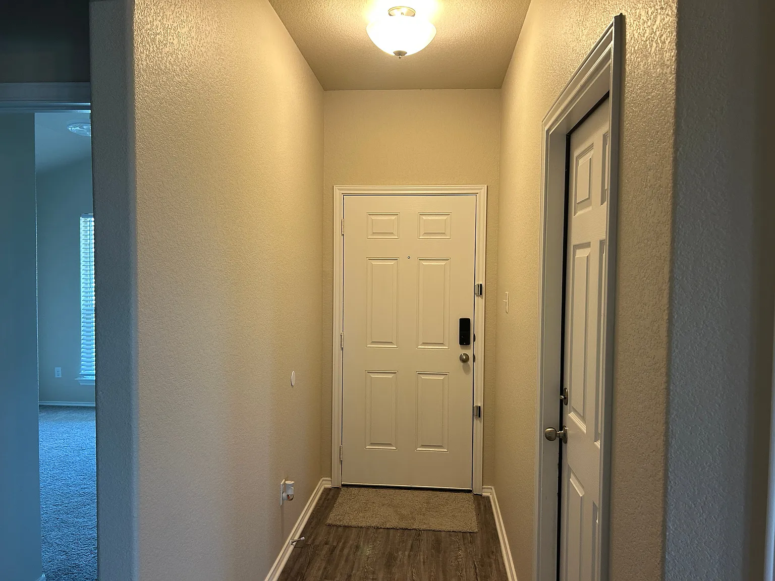 3 bed, 1815 sqft, $1,650 — Photo 4