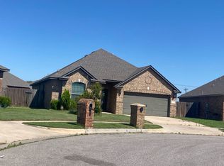 3005 Copan Ct, Yukon, OK 73099
