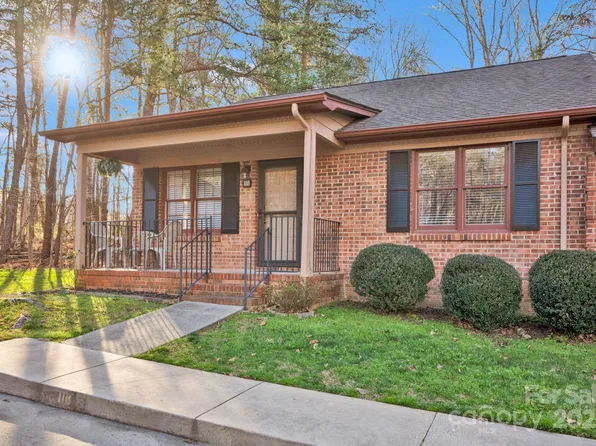 118 Ashleigh Ct, Fort Mill, SC 29715