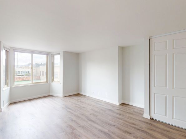 3770 24th St APT 202