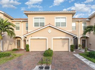 2740 Blossom Way, Naples, FL 34120