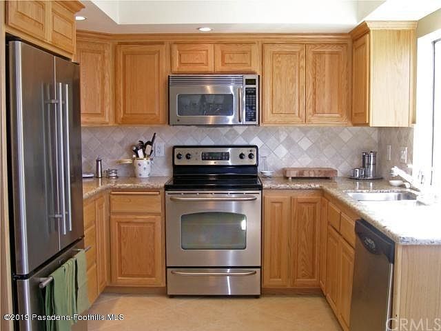 2nd image of 1013 Cotter Ave
