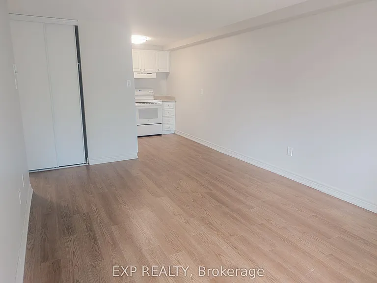 981 Gulf Pl #316 — Photo 17