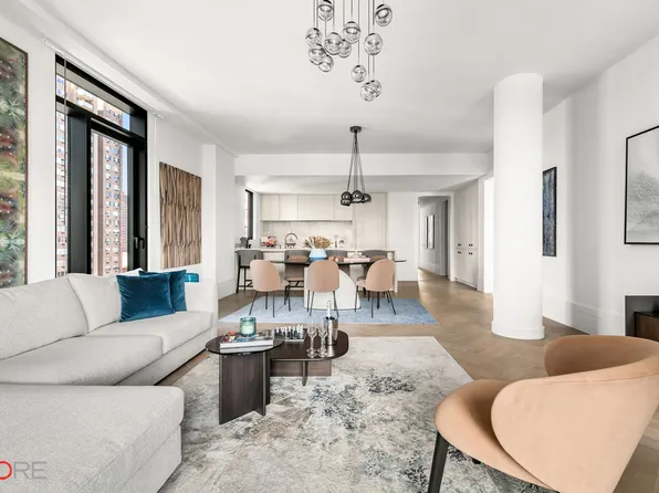 310 East 86th Street image 5 of 19