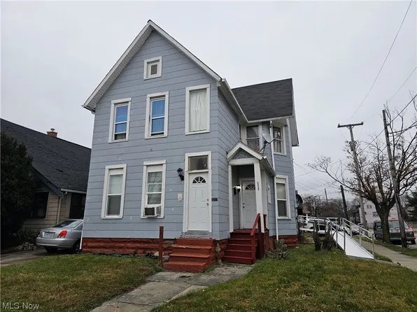 3257 W 43rd St, Cleveland, OH 44109