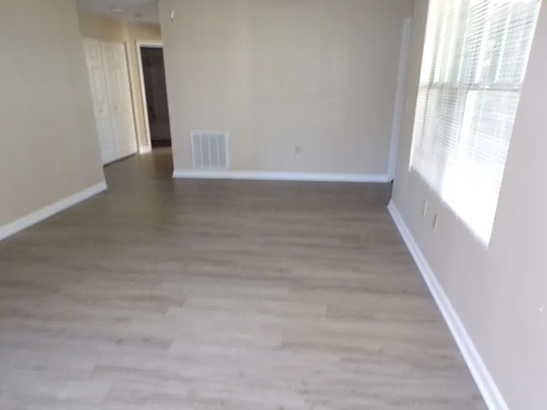 20 Old South Ct #20E — Photo 9