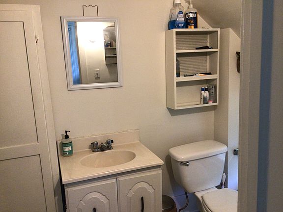 5th image of 801 S Main St #3