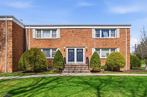 11 Morgan Ln #2A Photo 1