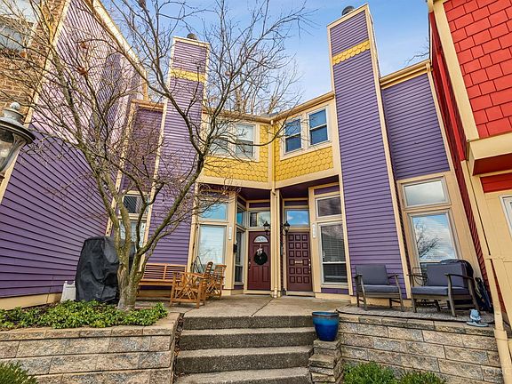 2nd image of 536 Tusculum Ave