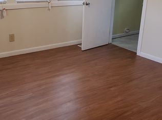 1525 Rangeland Rd, Louisville, KY 40219