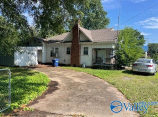 210 N Thaxton St, Albertville, AL 35950