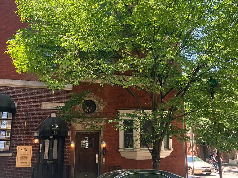 1738 Pine St #3A — Photo 16