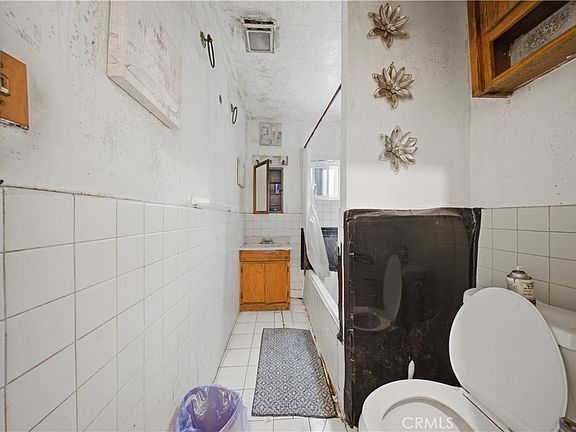 3rd image of 511 N Chester Ave